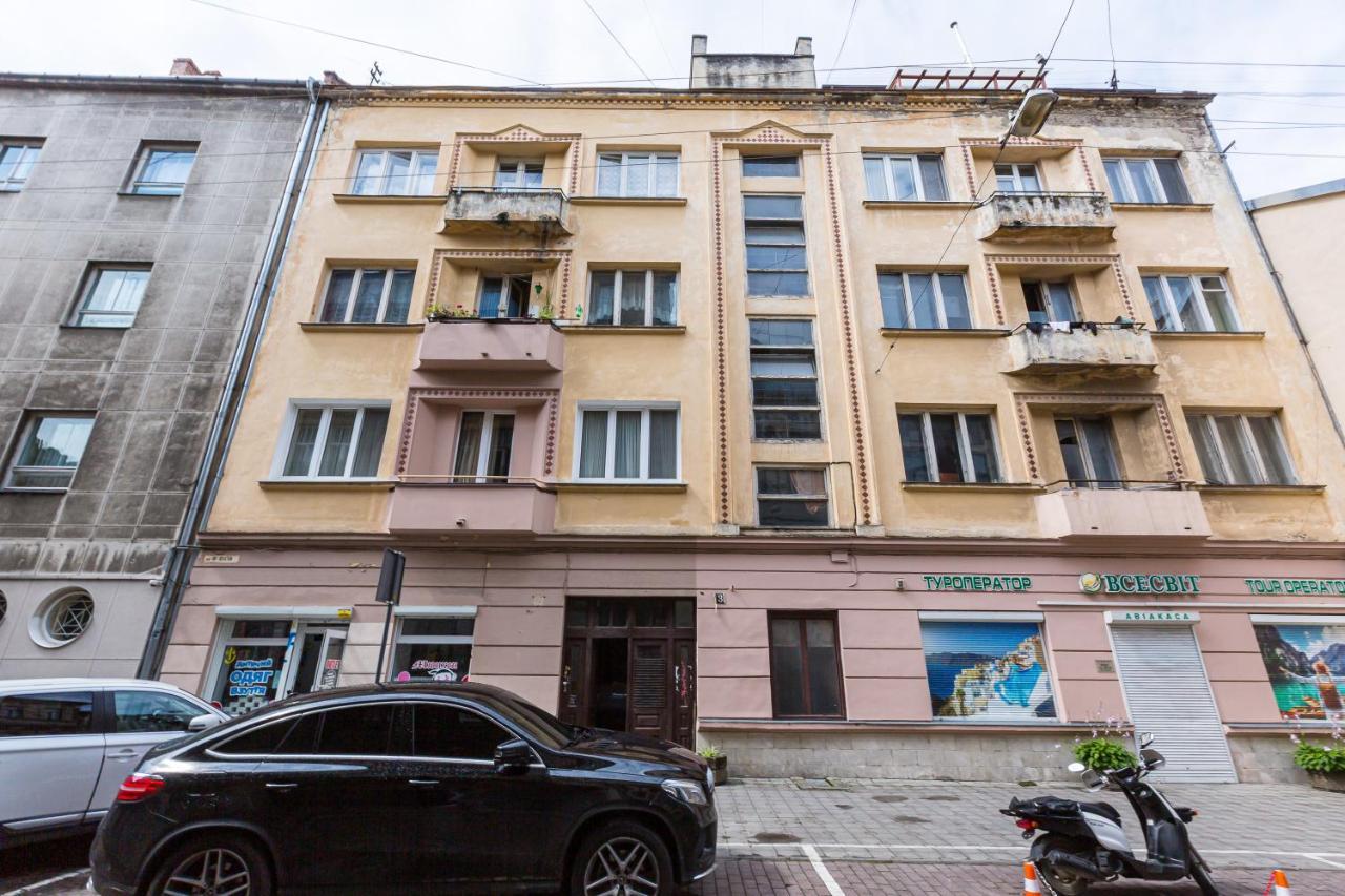 Подобово У Місті Львові На Вулиця Ференца Ліста 3 Біля Палацу Мистецтв Центр Exterior foto